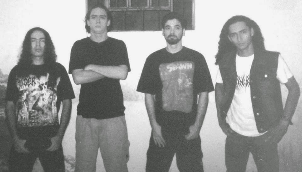 Banda INCINERADOR em sua formação original.(Foto: DivulgacaoUnderground)